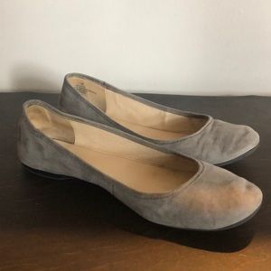 Gray flats